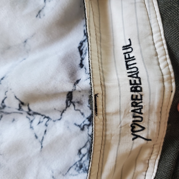 Dollhouse stretch flare pants - Picture 5 of 8